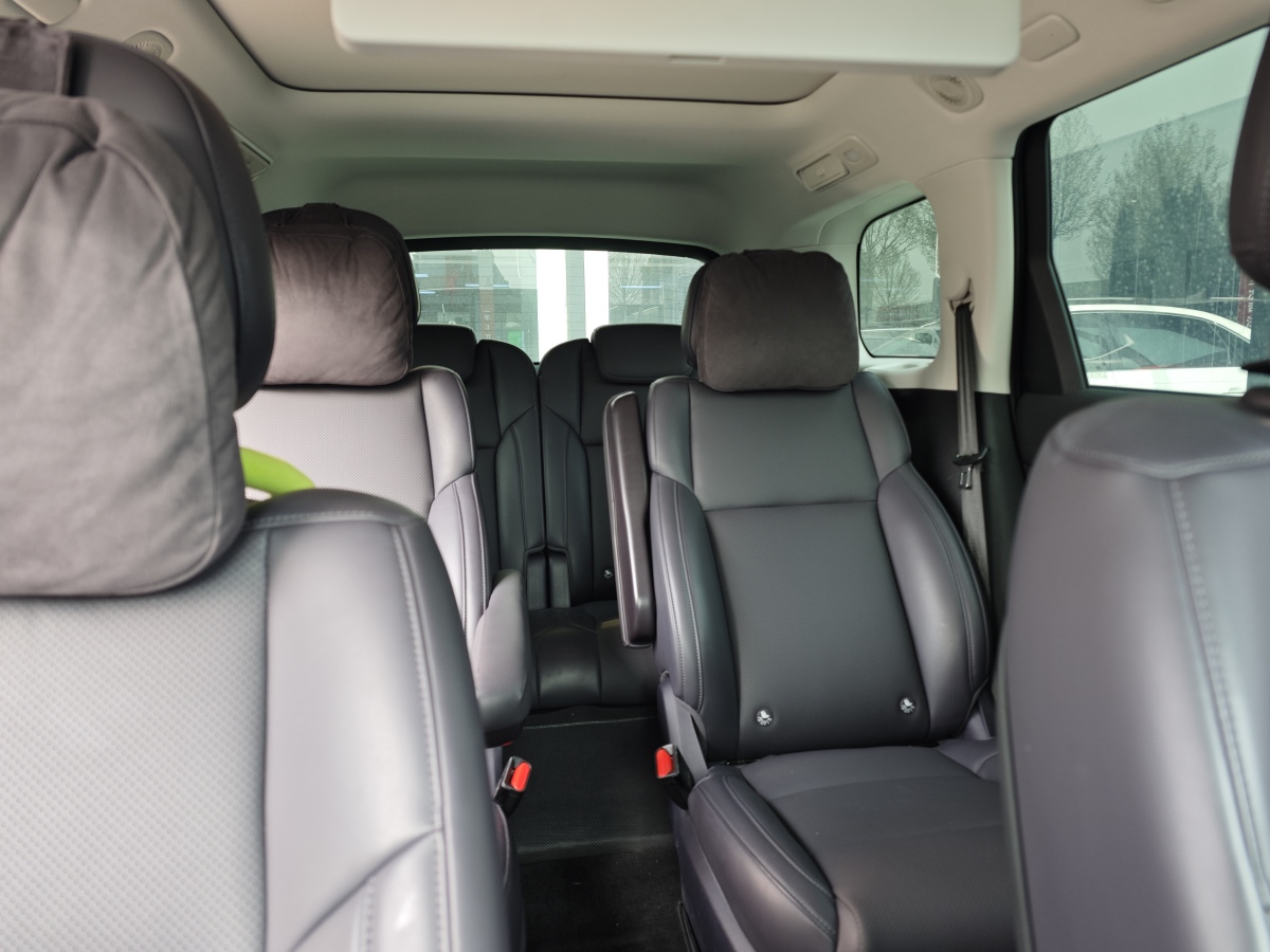 零跑汽车 零跑C16 2024 汽车图片 #8