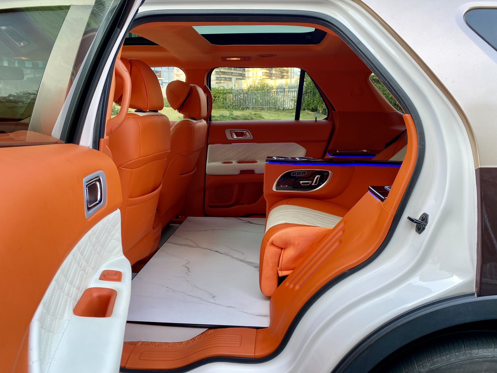 Ford Explorer (Imported) 2015 car image #8