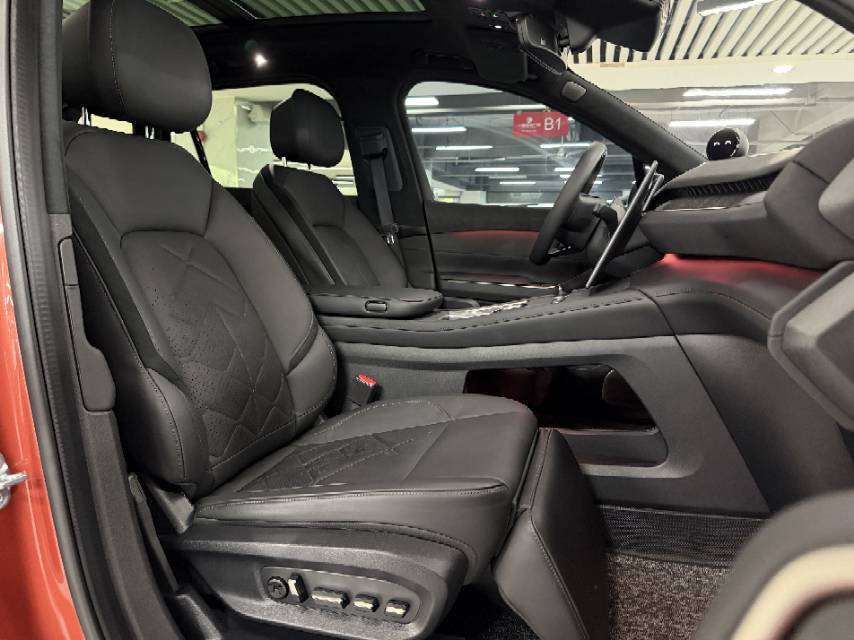 NIO ES7 2022 car image #8