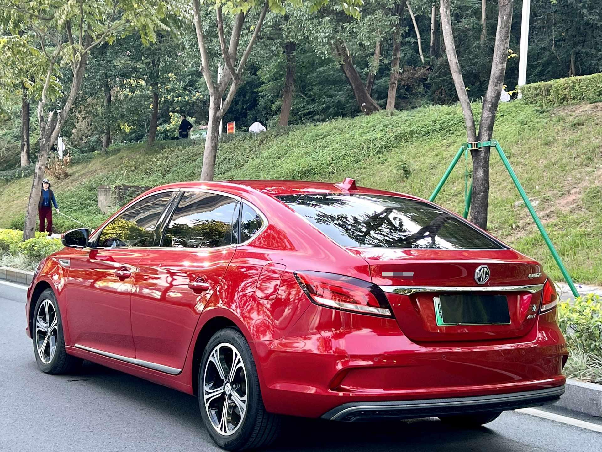 MG 6 New Energy 2018 car image #8