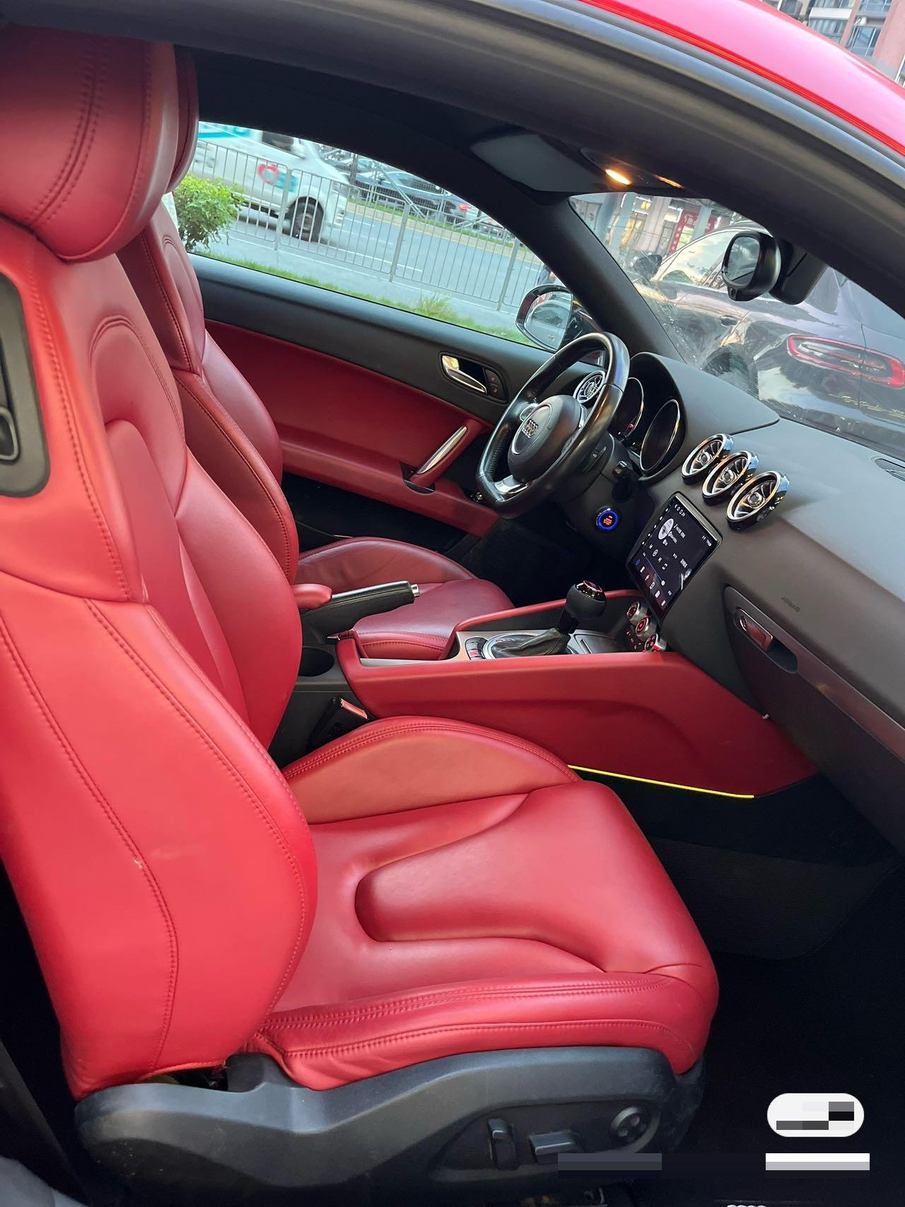 Audi TT 2011 image de voiture #8