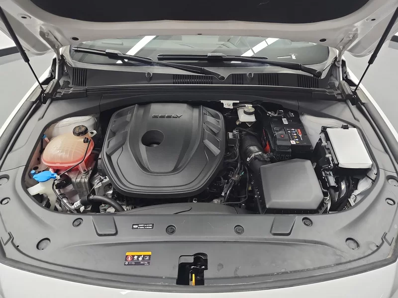 GEELY PrefaceL 2022 car image #8