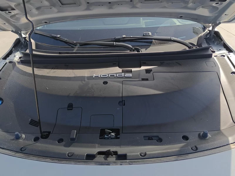 Honda P7 2025 car image #8