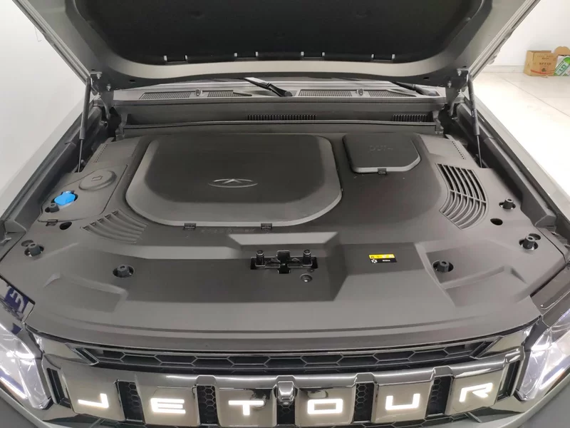 Jetour Traveller 2024 car image #8