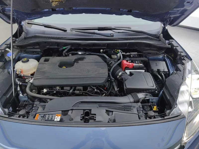 Ford Escape 2021 изображение автомобиля #8