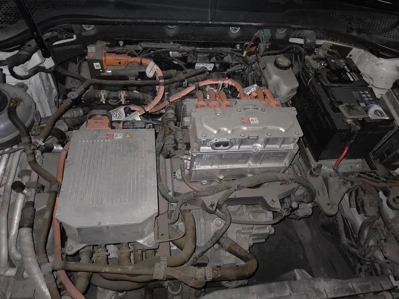 Volkswagen Golf Pure Electric 2018 car image #8