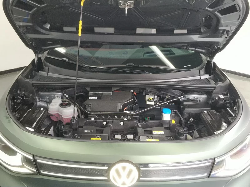 Volkswagen ID.6 X 2022 #8 Volkswagen ID.6 X 2022 car image #8