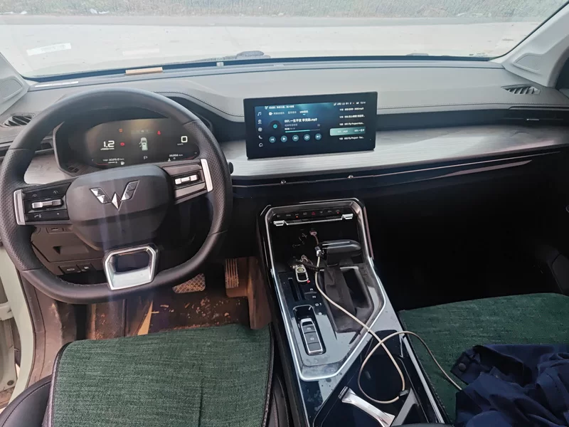 Wuling Asta 2022 car image #8