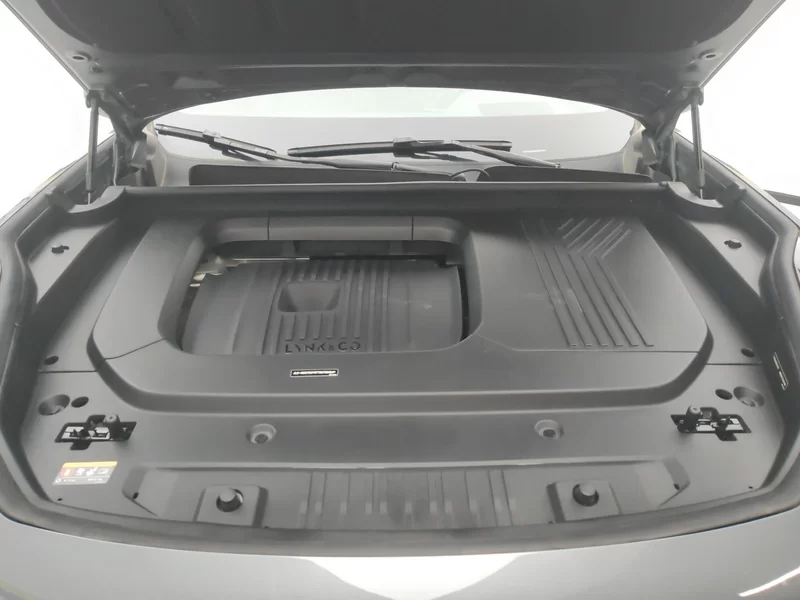 Lynk & Co 09 EM-P 2022 car image #8
