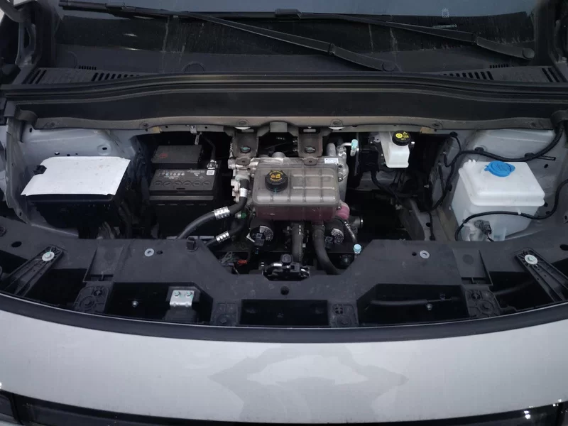 零跑汽车 零跑B10 2025 汽车图片 #8