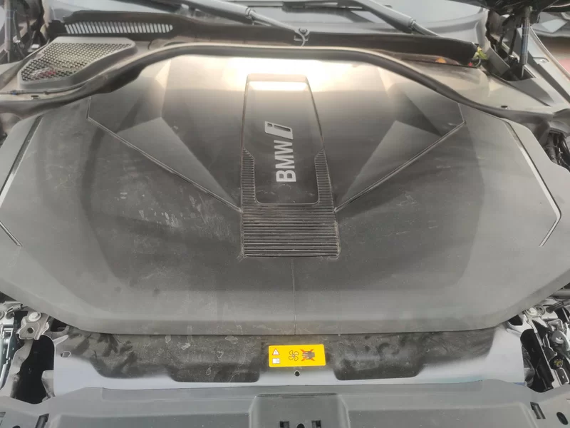 BMW i5 M60 2024 car image #8