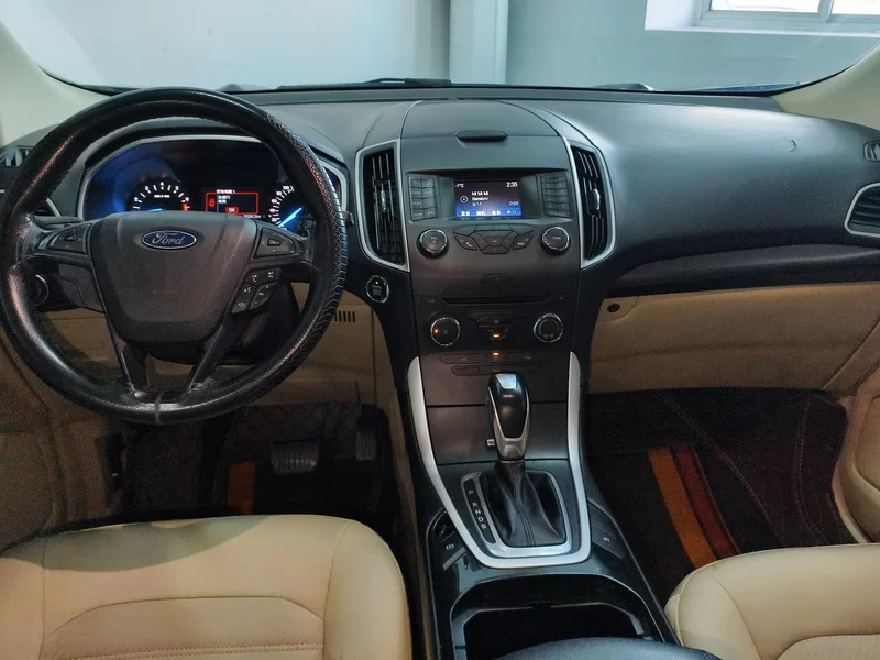 Ford Edge 2019 изображение автомобиля #8