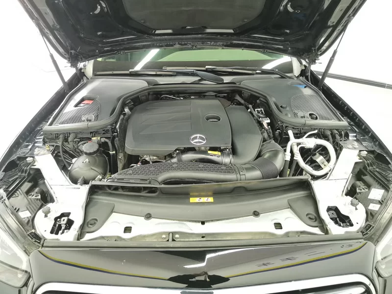 Mercedes-Benz E Class 2022 car image #8