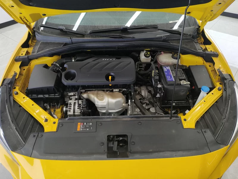 5 2023 #8 5 2023 immagine di auto #8
