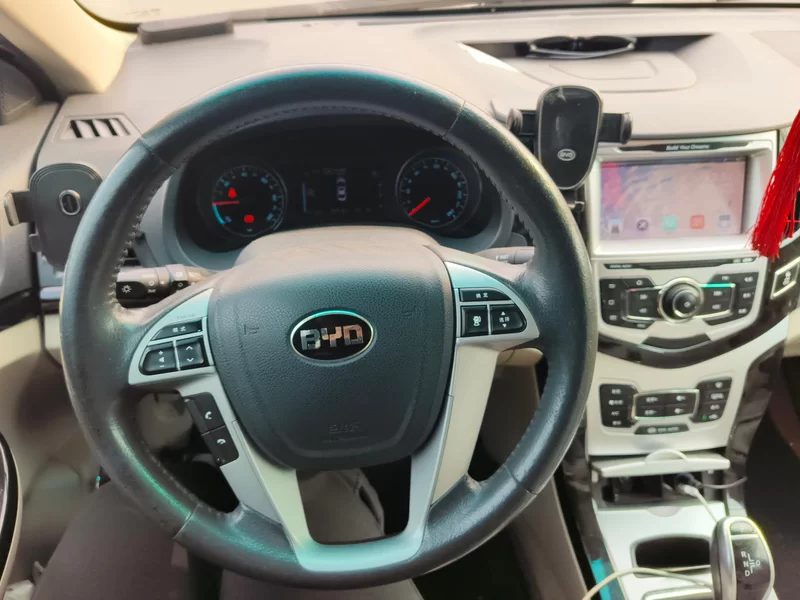 BYD e5 2017 #8 BYD e5 2017 car image #8