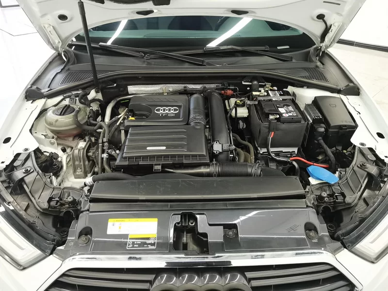 Audi A3 2019 immagine di auto #8