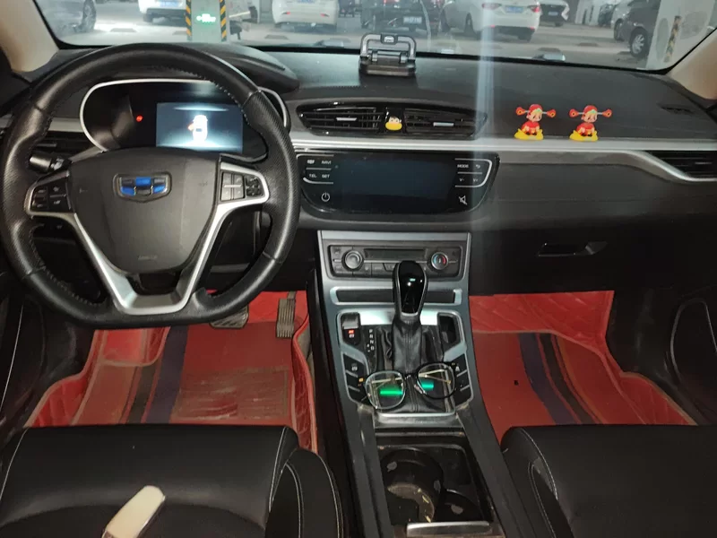 GEELY Emgrand 2018 car image #8