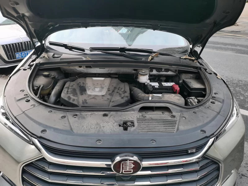 BYD Tang 2018 #8 BYD Tang 2018 car image #8