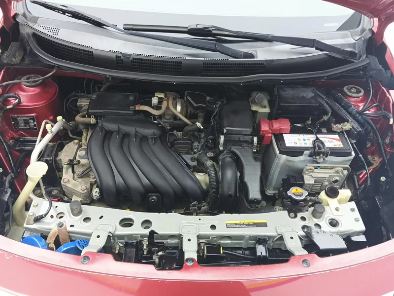 Nissan Sunny 2011 car image #8
