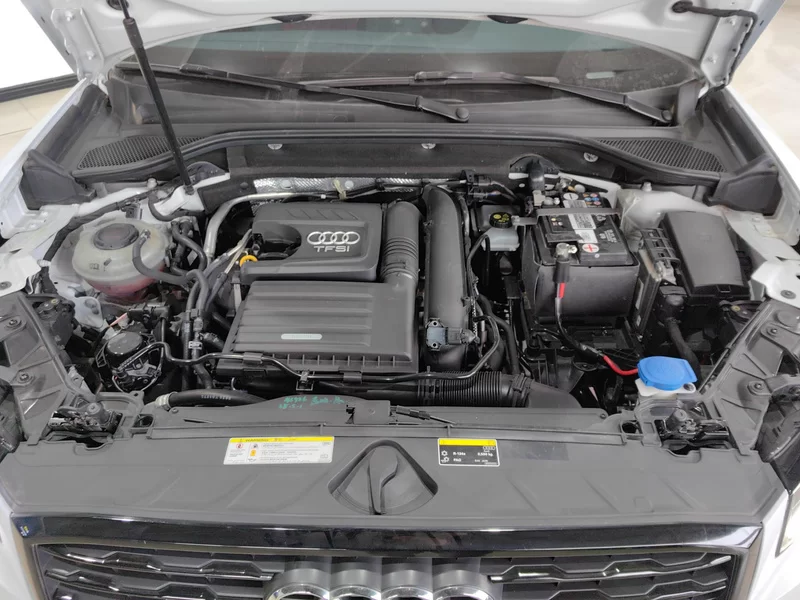 Audi Q2L 2020 car image #8