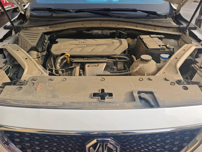 MG HS 2019 car image #8