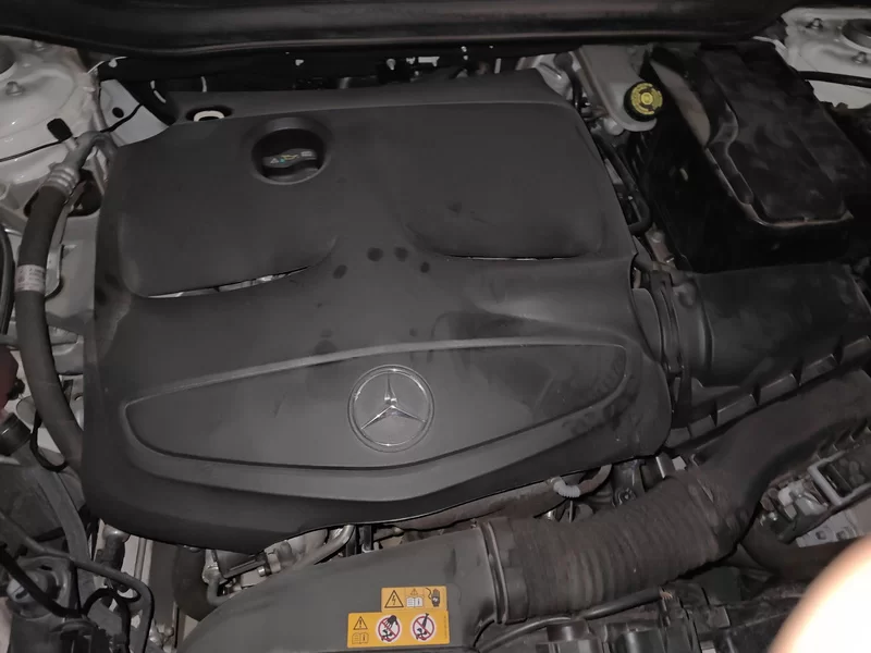 Mercedes-Benz GLA Class 2019 car image #8