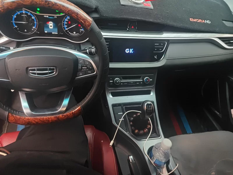 GEELY Emgrand 2019 #8 GEELY Emgrand 2019 car image #8