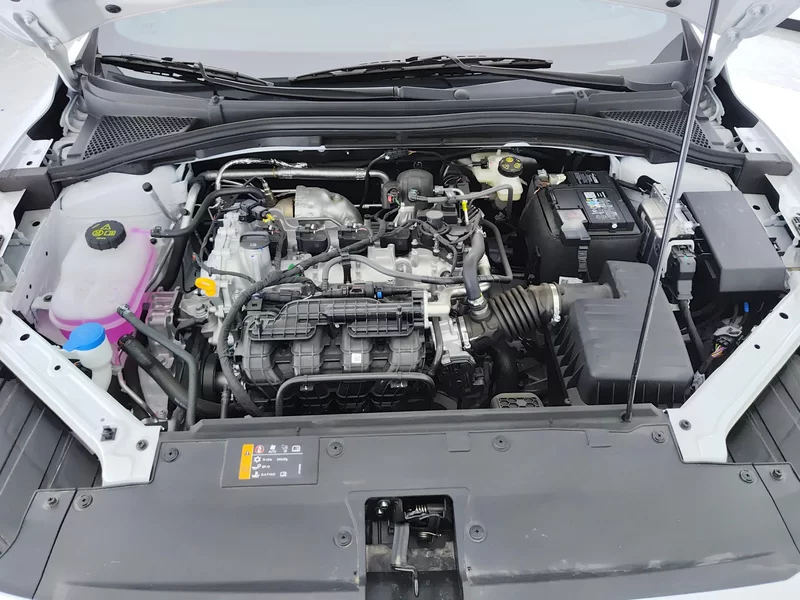 2025 car image #8