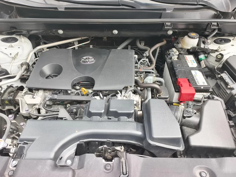 Toyota RAV4 2023 immagine di auto #8