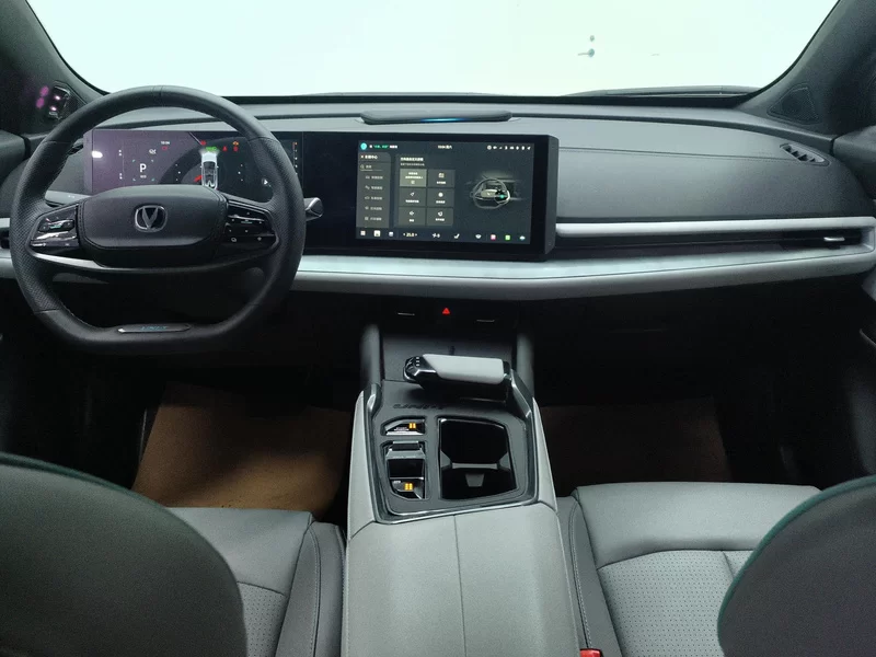 Changan UNI-T 2023 imagen de coche #8