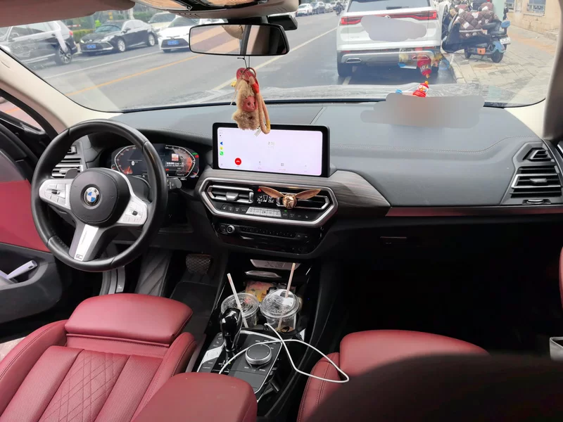 X3 2024 car image #8