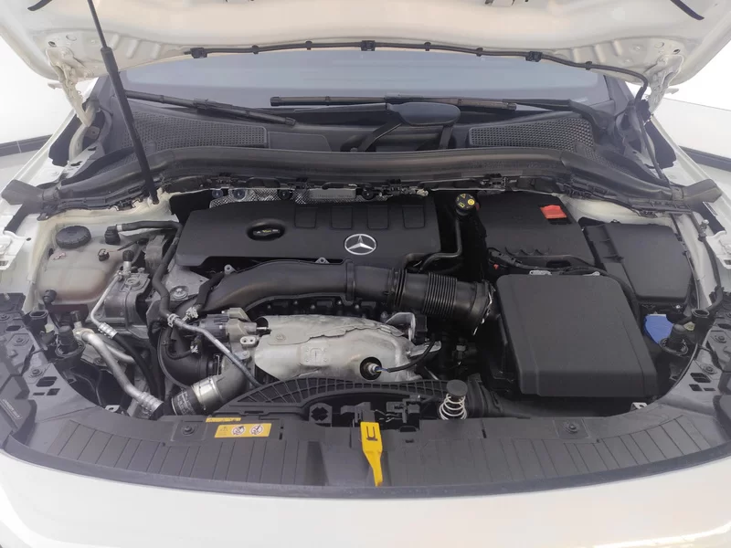 Mercedes-Benz GLA Class 2023 car image #8
