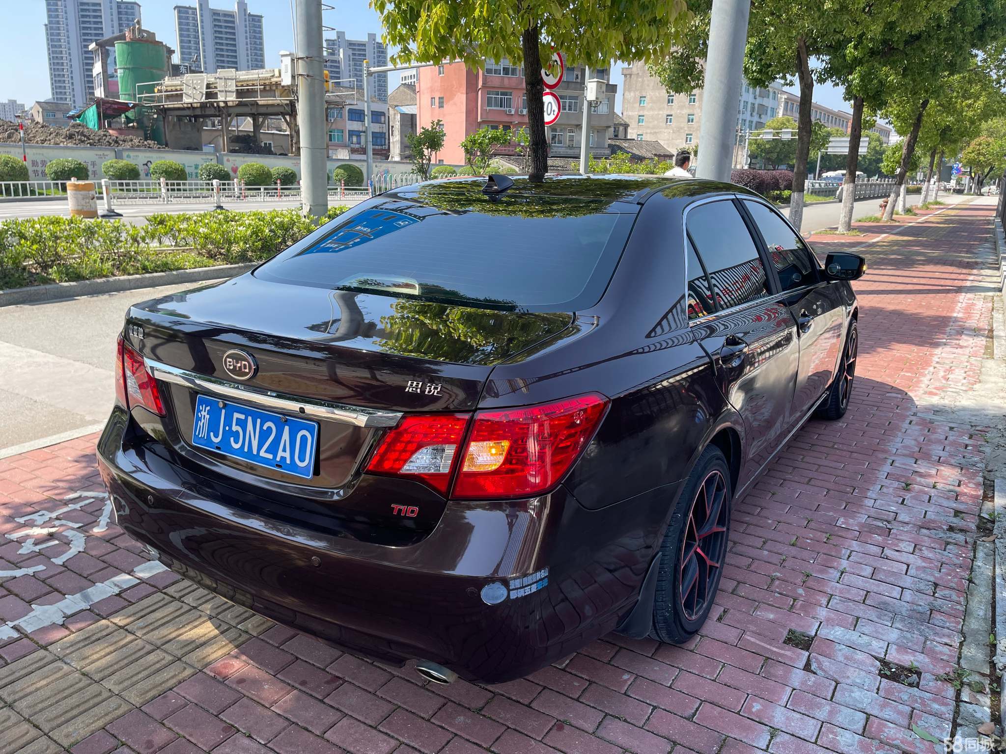 BYD SiRui 2014 #8 BYD SiRui 2014 car image #8