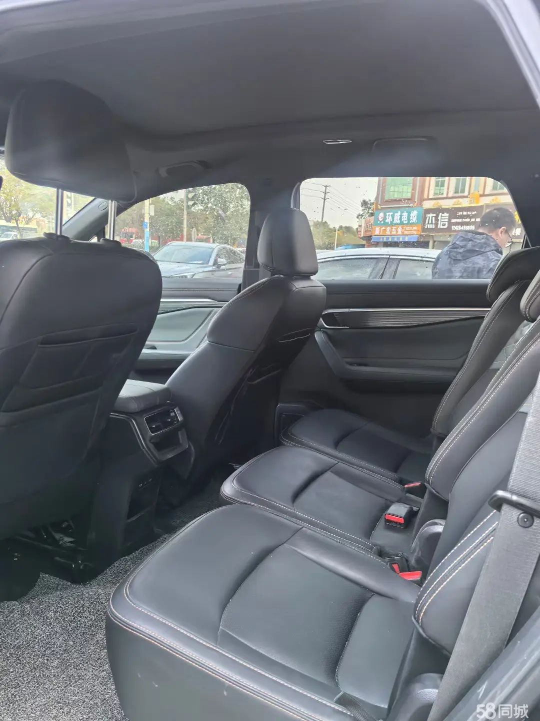 GEELY Okavango L 2023 car image #8