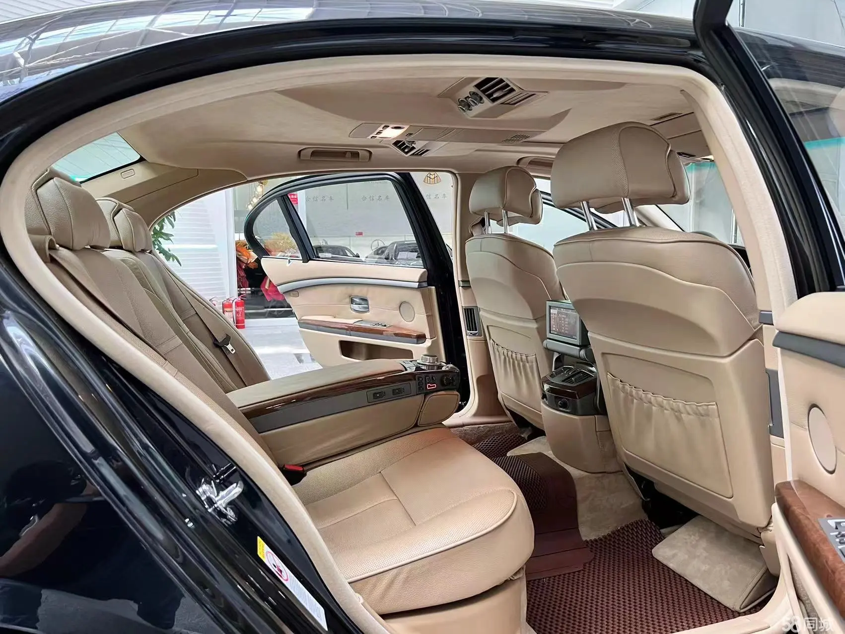 BMW 7 Series 2005 immagine di auto #8