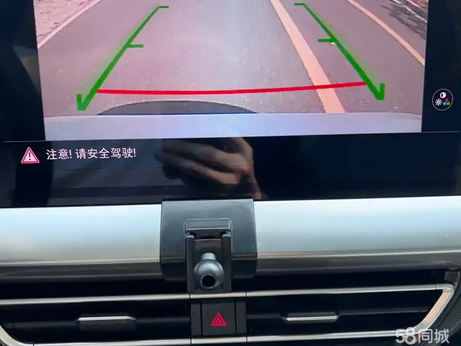 Volkswagen e-up! 2022 immagine di auto #8