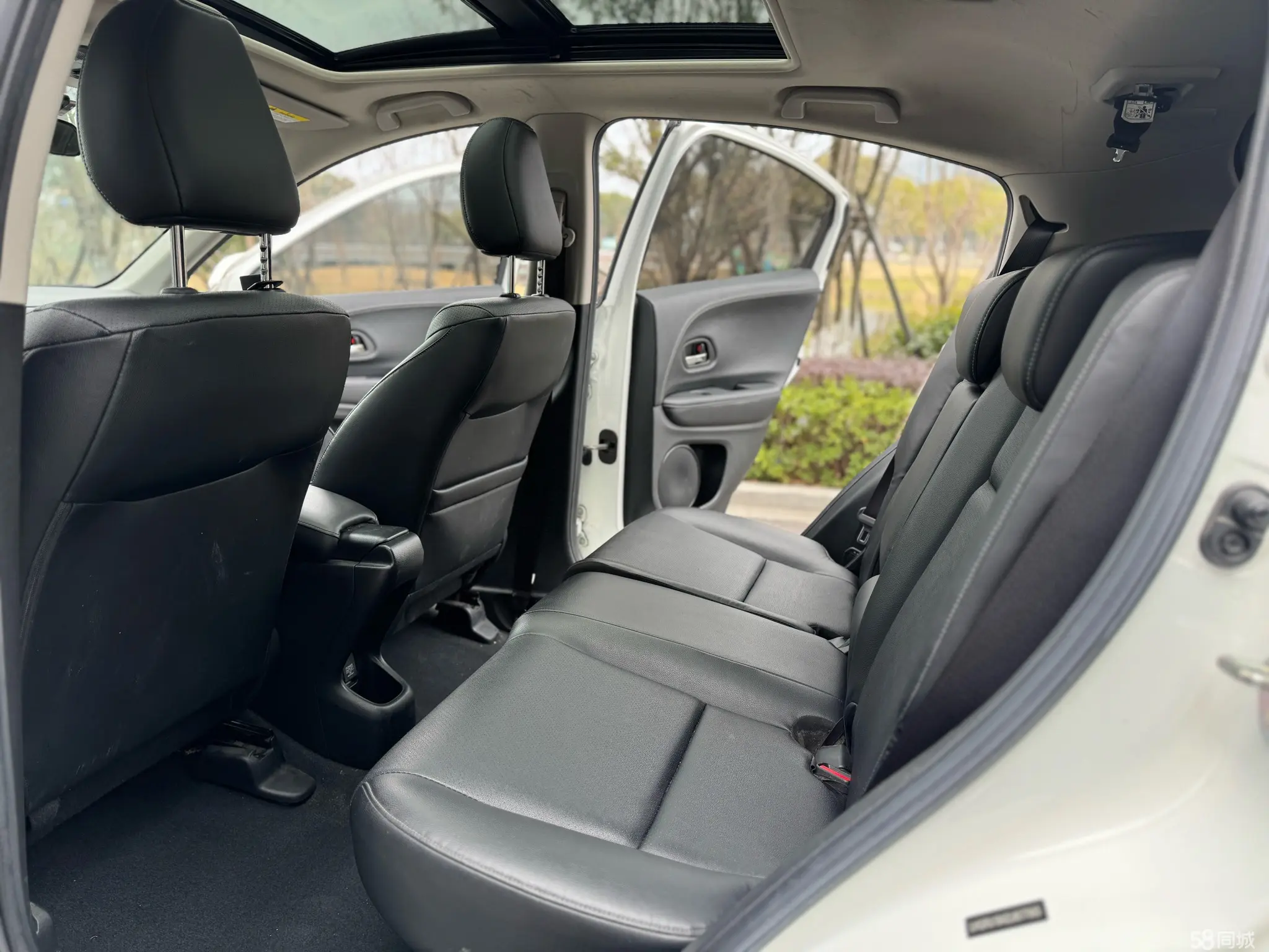 Honda VEZEL 2020 car image #8