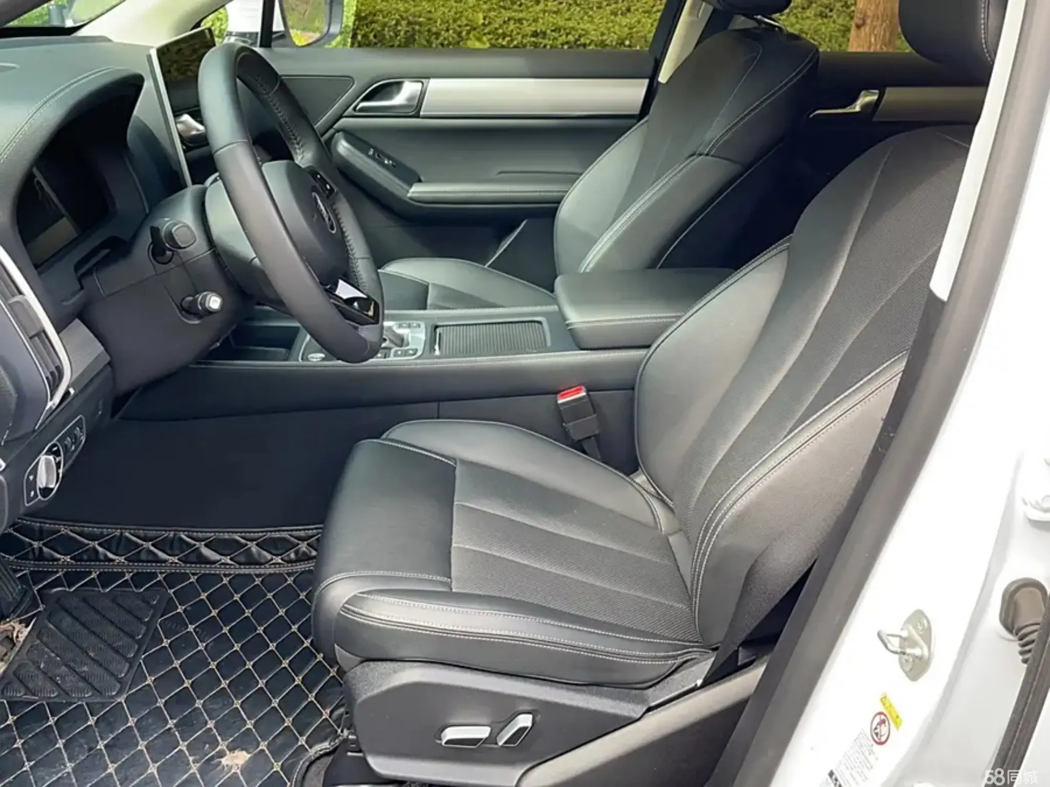 BYD Tang 2019 #8 BYD Tang 2019 car image #8