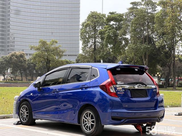 Honda Fit 2019 #8 Honda Fit 2019 car image #8