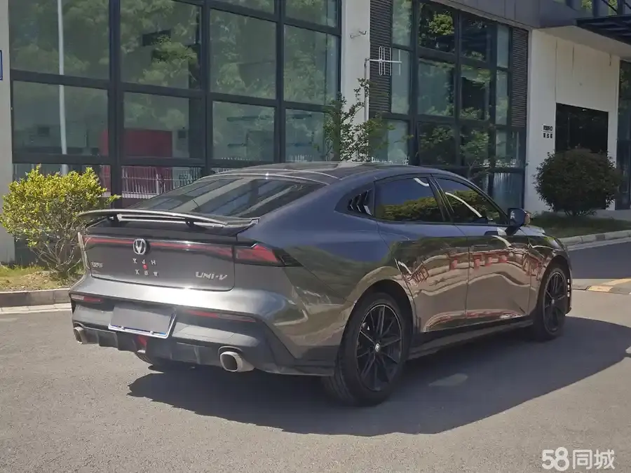 长安 长安UNI-V 2022 汽车图片 #8