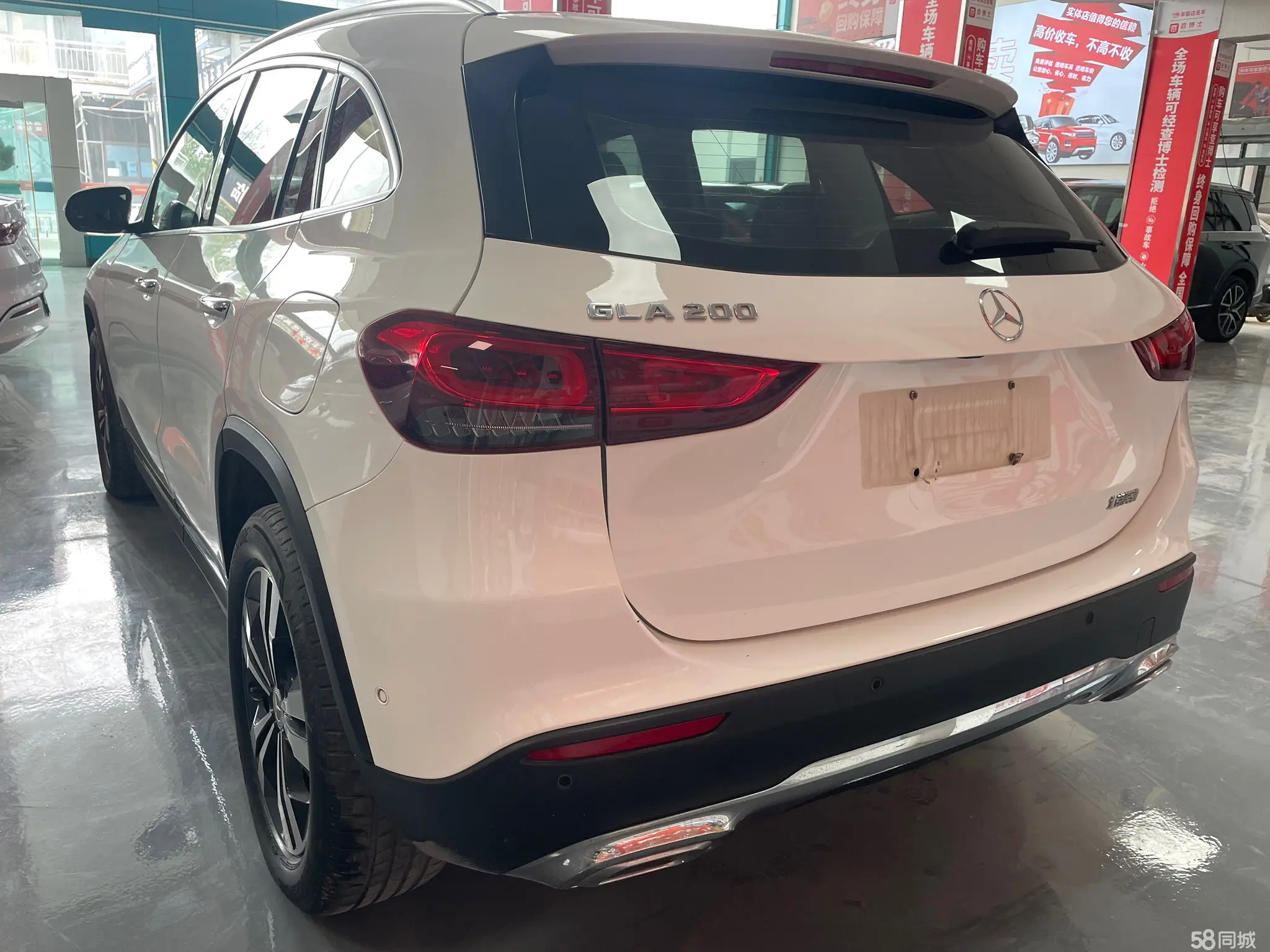 Mercedes-Benz GLA Class 2020 car image #8