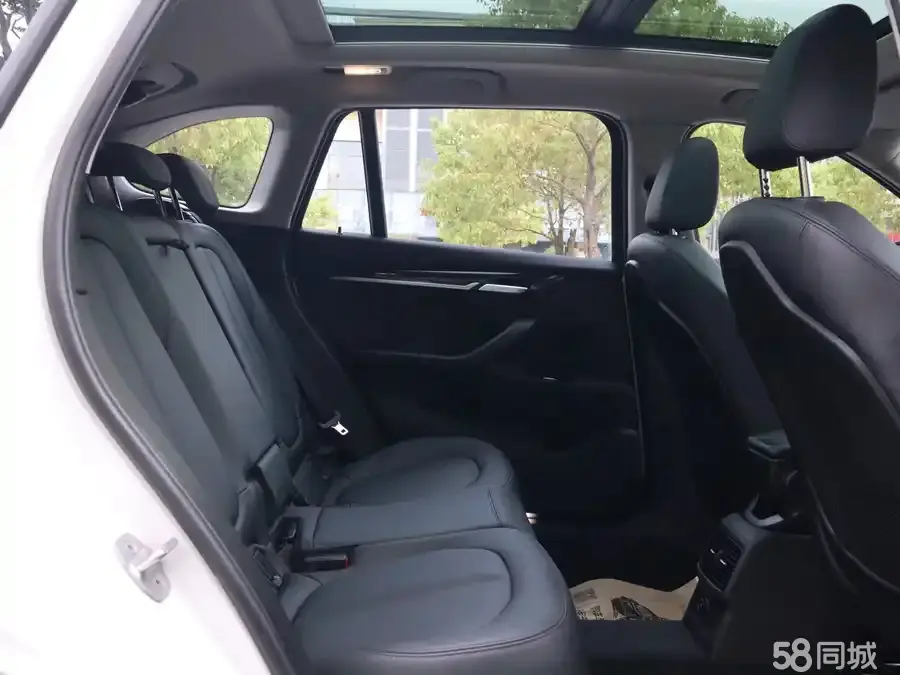 BMW X1 2018 #8 BMW X1 2018 car image #8