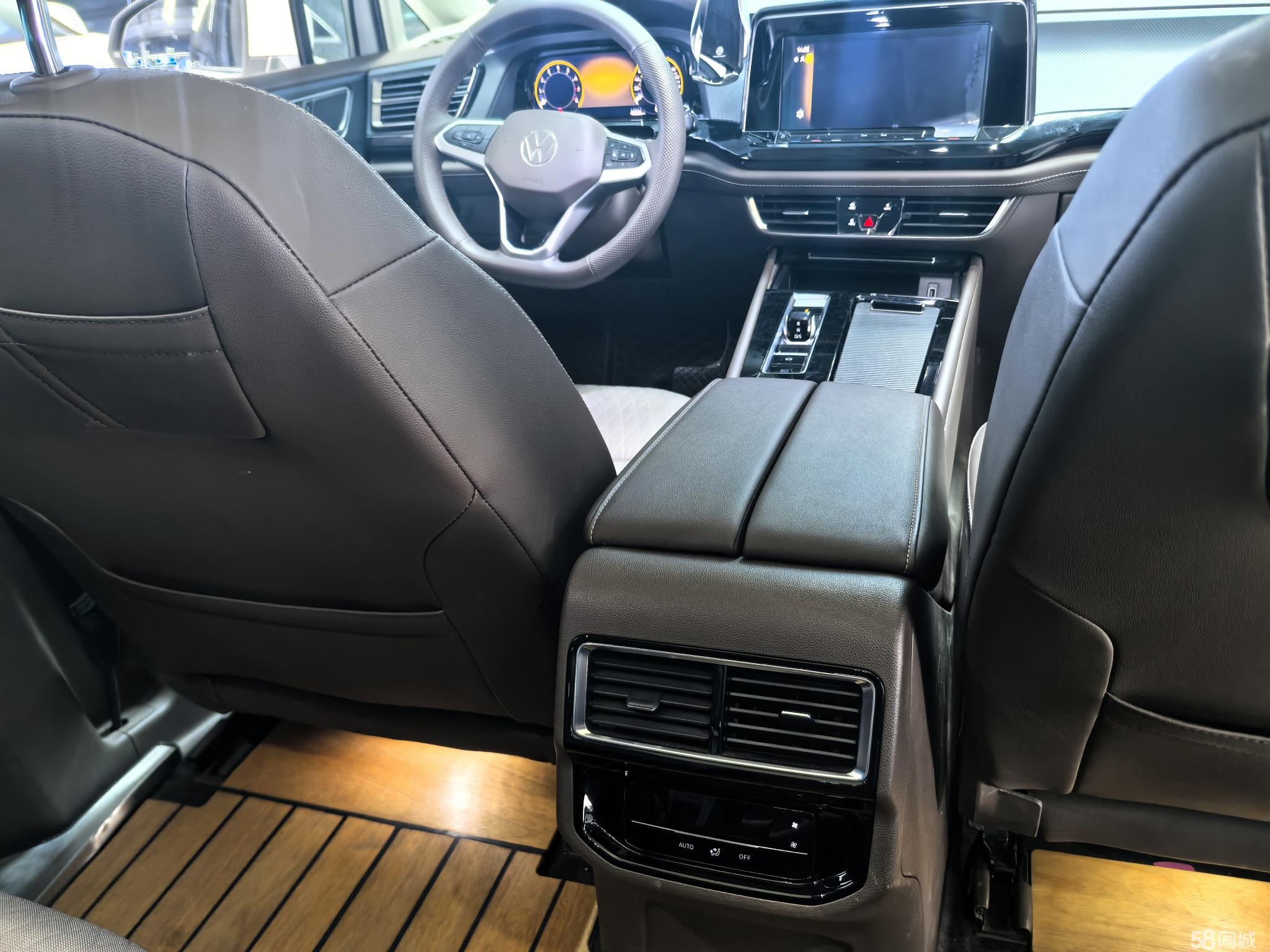 Volkswagen Viloran 2022 car image #8