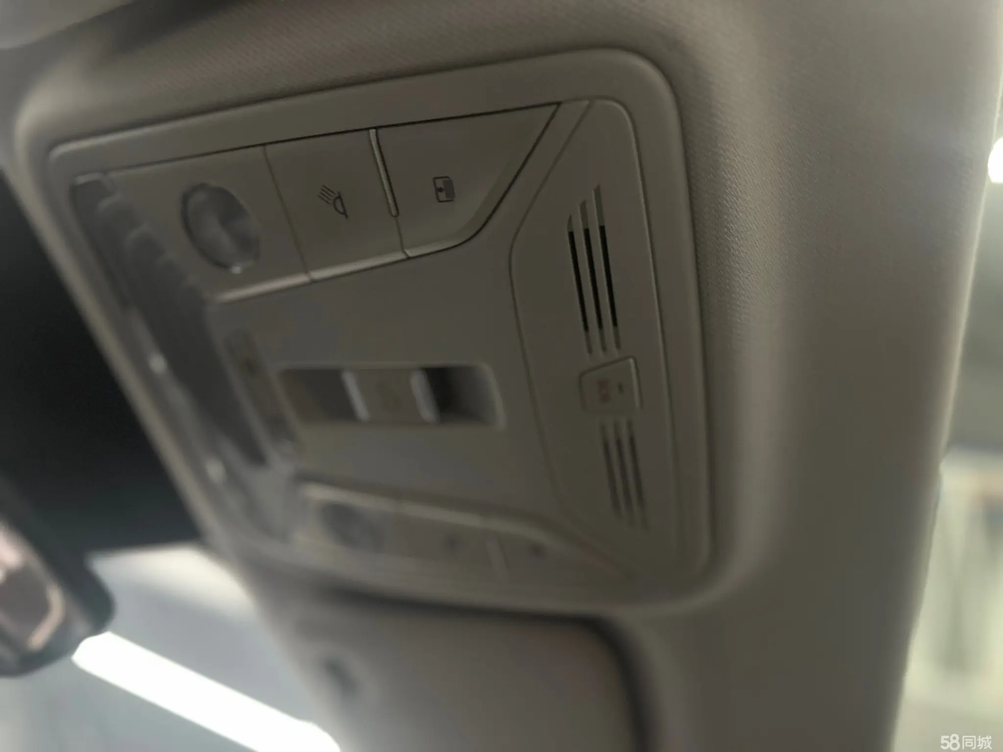 HongQi HS5 2023 #8 HongQi HS5 2023 car image #8