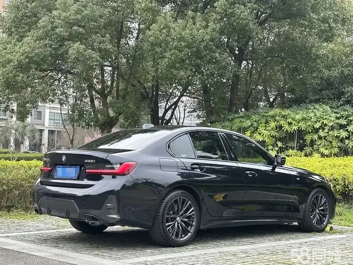 BMW 3 Series 2023 #8 BMW 3 Series 2023 car image #8