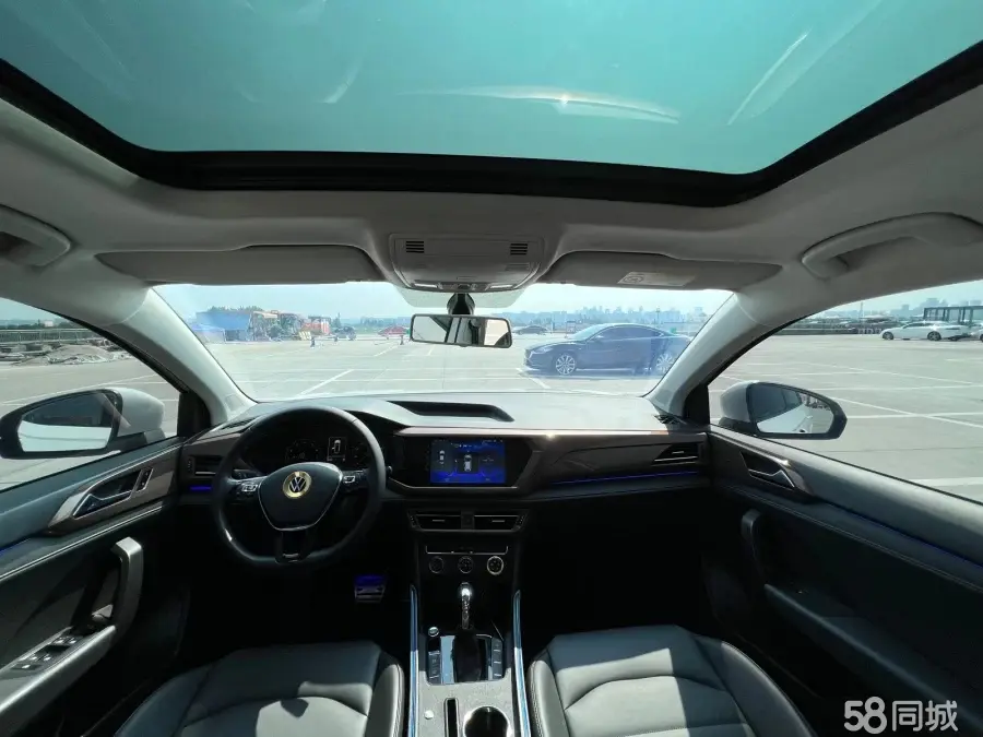 Volkswagen Tharu 2021 car image #8