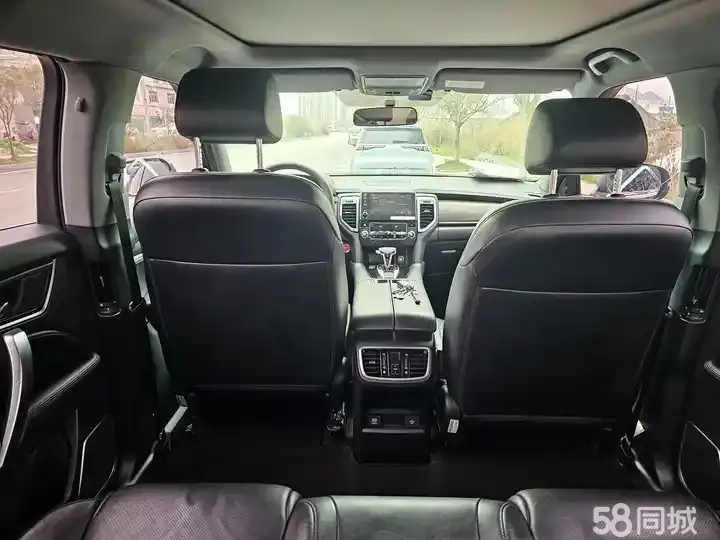 Honda UR-V 2019 #8 Honda UR-V 2019 car image #8