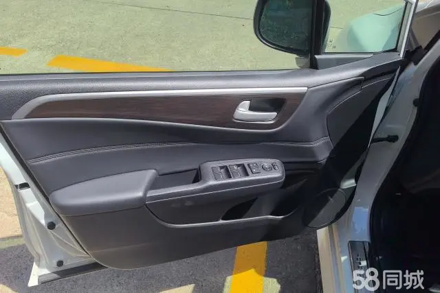 Honda Jade 2015 car image #8