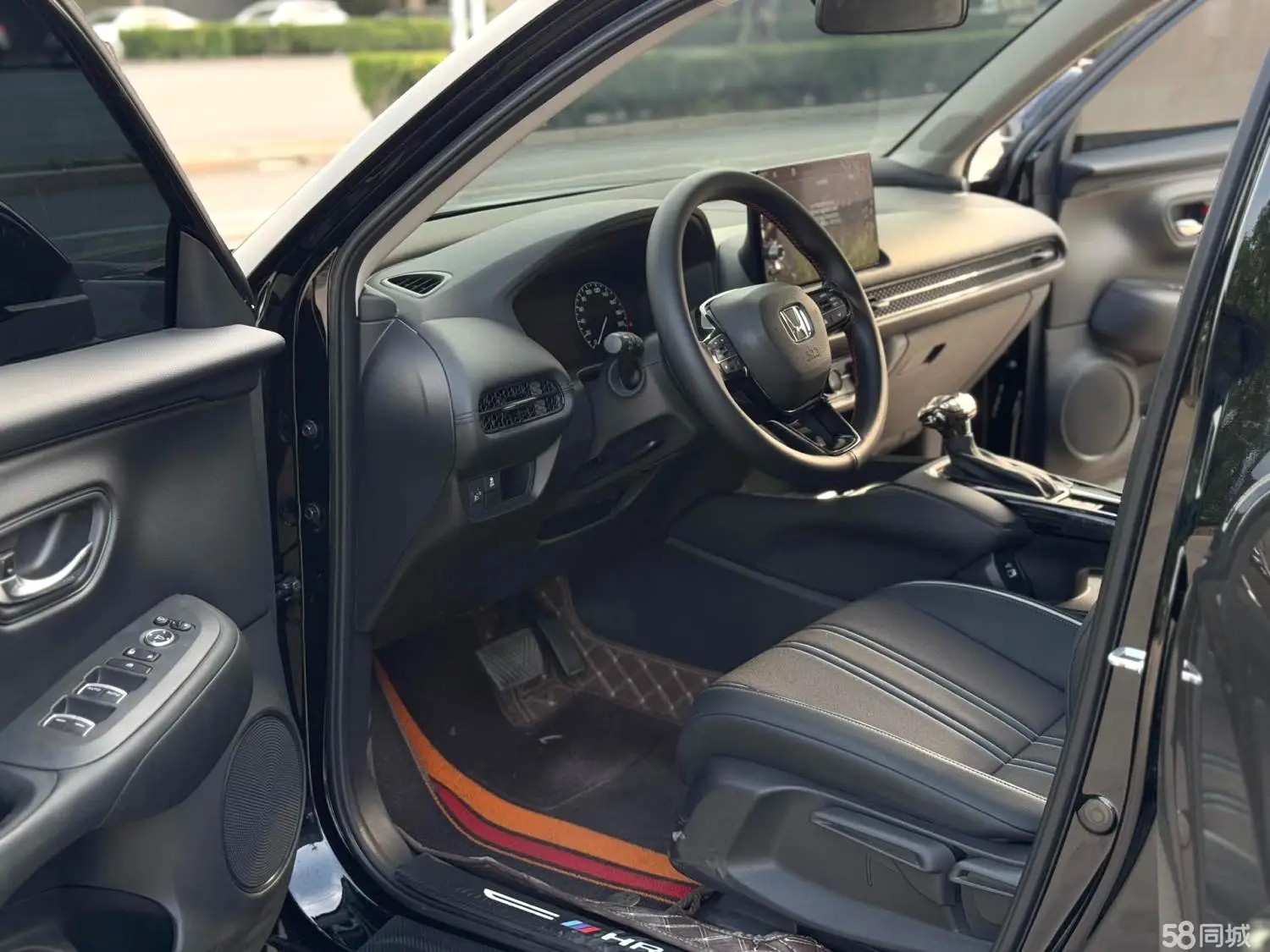 Honda HR-V 2024 car image #8