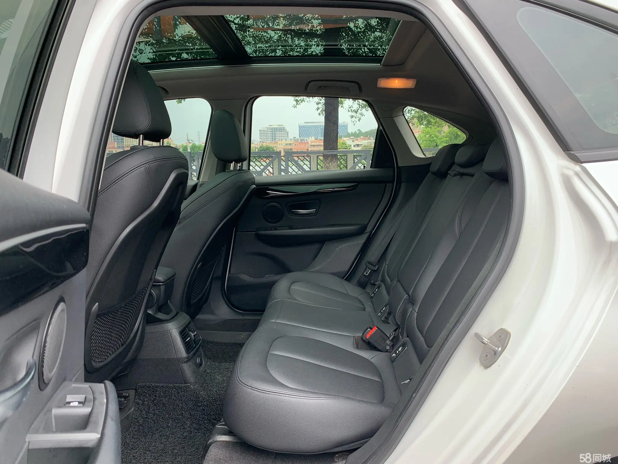 BMW 2 Series Gran Tourer 2017 car image #8